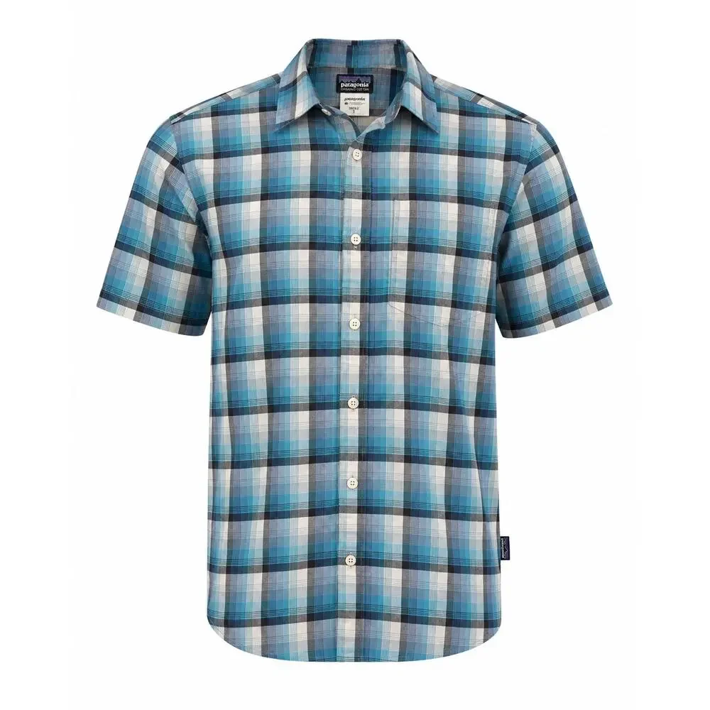 Patagonia Fezzman Men’s Small Blue Plaid Organic Cotton Camp Short Sleeve‎ Shirt